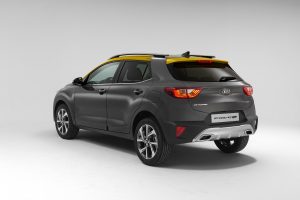 Kia Stonic 3_4 back