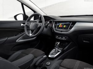 Opel-Crossland-2021-1280-06