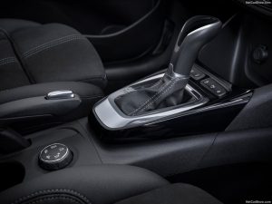 Opel-Crossland-2021-1280-08