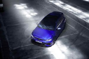 2022-VW-Golf-R-2-1