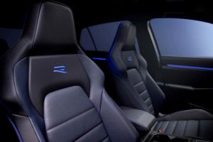 2022-VW-Golf-R-2