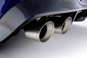2022-VW-Golf-R-5-1