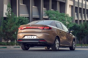 AutomobileFa-IKCo-Tara-AT(3)