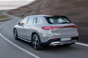 2023-Mercedes-EQS-SUV-5